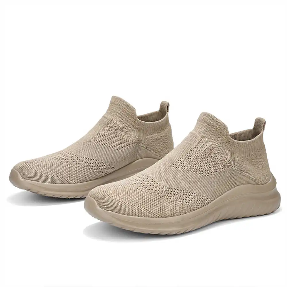 Beige Soft New Novelty Tennis  - Women Formal Wear Heels 评论和价格